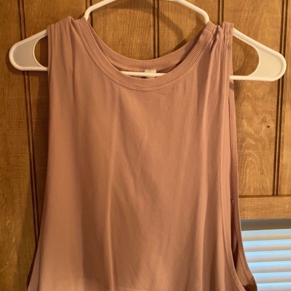 Tanks - Picture 2 of 2